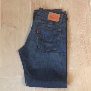 Levis 513 dark wash